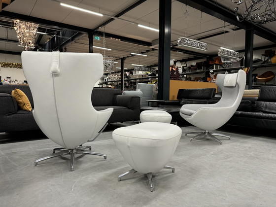 Image 1 of 2 Leolux Caruzzo Plus Relax fauteuils met poef wit 