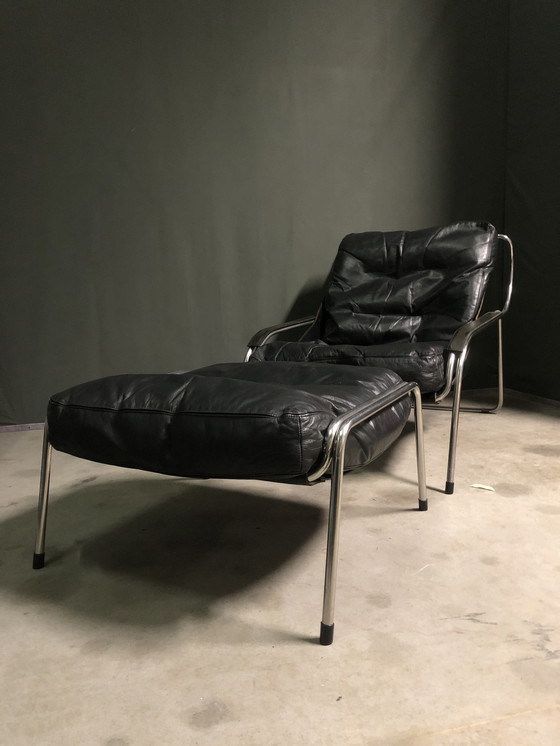 Image 1 of Marco Zanuso Maggiolina fauteuil en kruk voor Zanotta