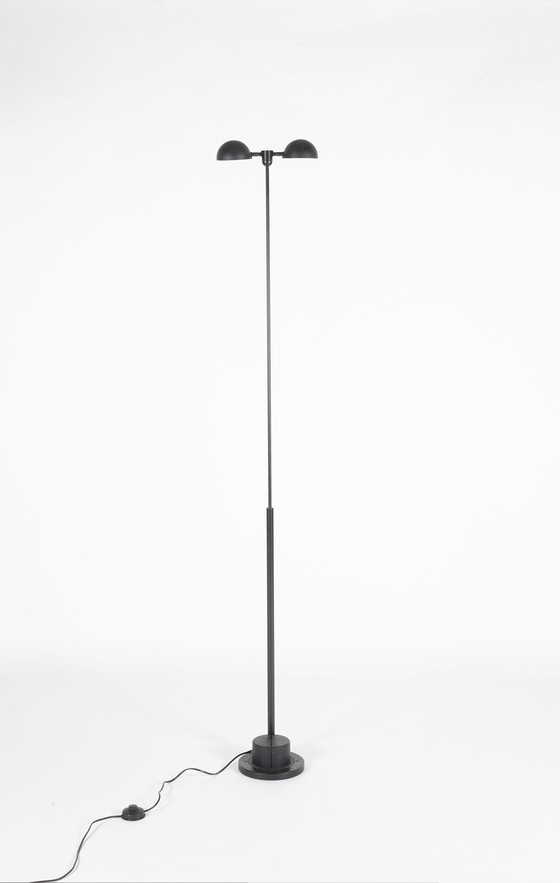 Image 1 of Postmoderne Italiaanse vloerlamp