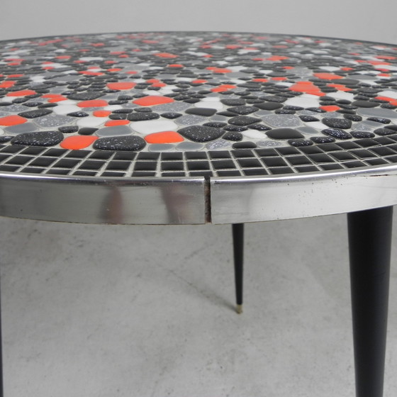 Image 1 of Ronde Tegeltafel Met Mozaiek, Eettafel, Keukentafel, Jaren 50