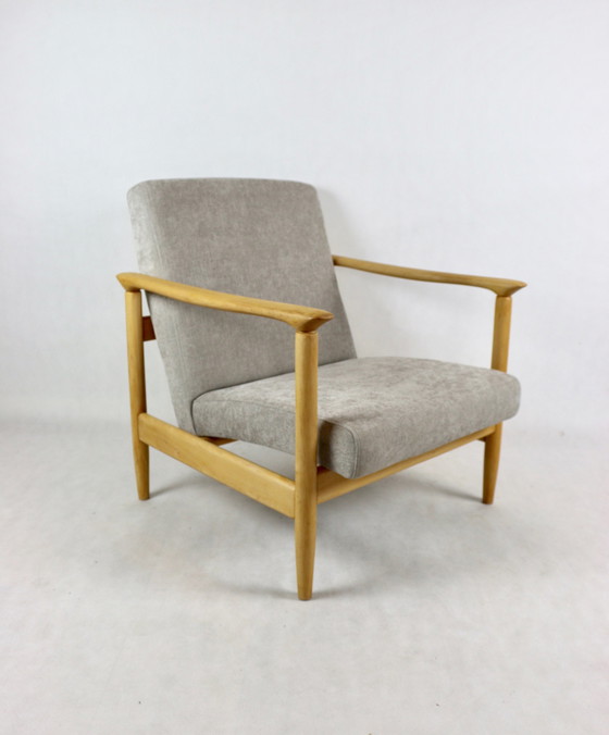 Image 1 of Lichtgrijze Gfm-142 fauteuil toegeschreven aan Edmund Homa, 1970S