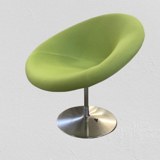 Image 1 of 2 Globe Draaistoelen Pierre Paulin Voor Artifort