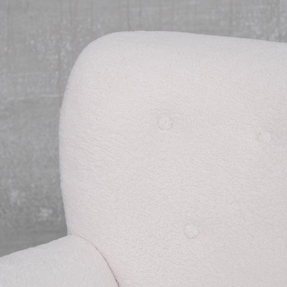 Image 1 of Paar vintage witte boucle Deense fauteuils, jaren 1950