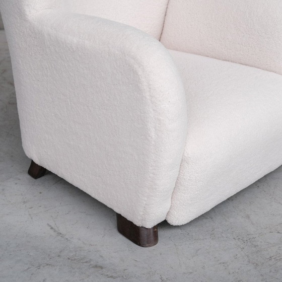 Image 1 of Paar vintage witte boucle Deense fauteuils, jaren 1950