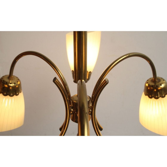 Image 1 of Vintage kroonluchter in messing en glas 1950