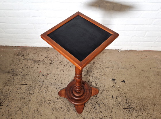 Image 1 of Gedraaide Plantenstandaard Met Leren Bovenkant, Jaren 50