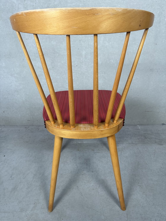 Image 1 of 2x vintage ‘beech wood’ spijlenstoelen