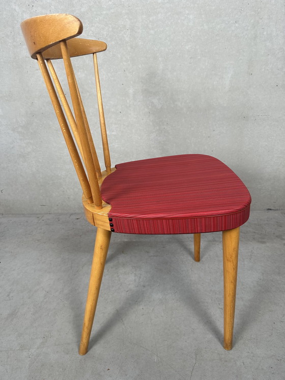 Image 1 of 2x vintage ‘beech wood’ spijlenstoelen