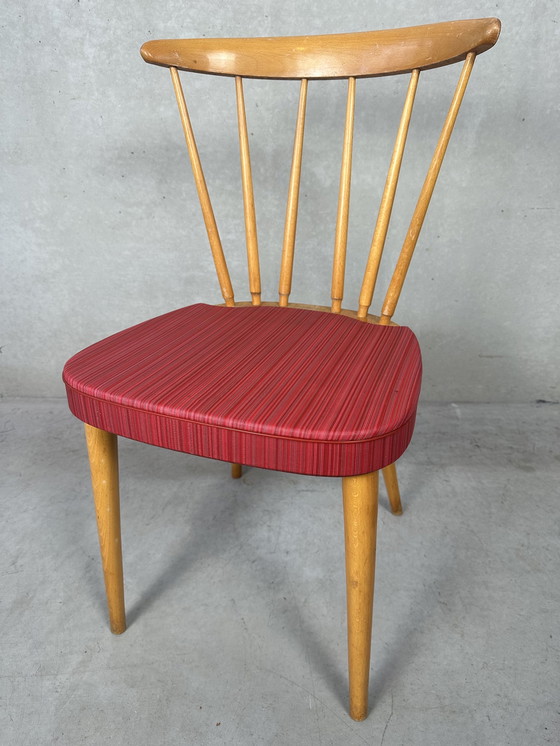 Image 1 of 2x vintage ‘beech wood’ spijlenstoelen