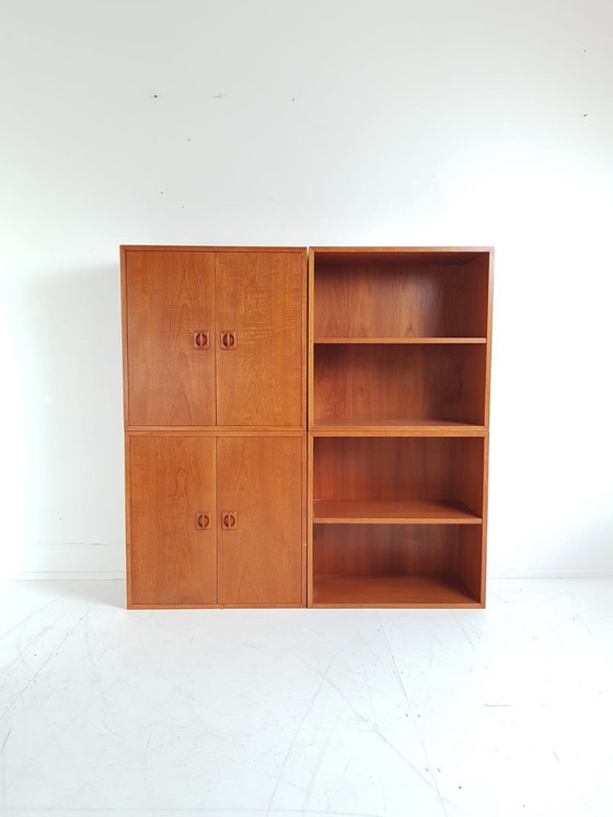 Image 1 of Vintage Deense Modulaire Kast Teak Fineer | Dressoir