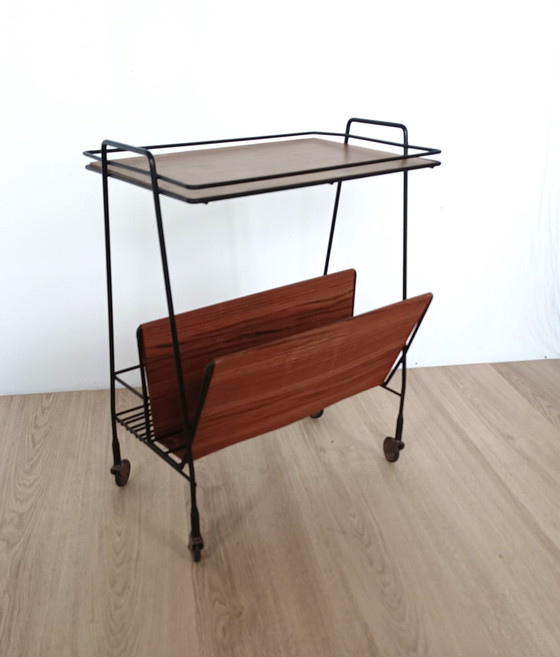 Image 1 of Zestiger jaren string trolley met lektuurbak en flessenrek 