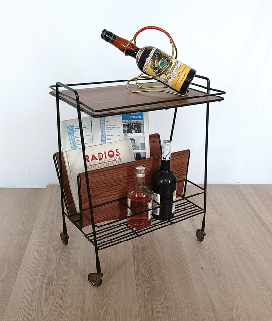 Image 1 of Zestiger jaren string trolley met lektuurbak en flessenrek 