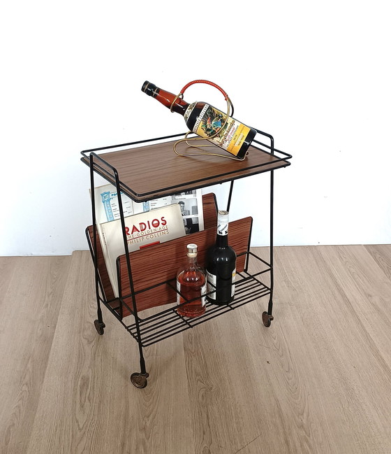 Image 1 of Zestiger jaren string trolley met lektuurbak en flessenrek 