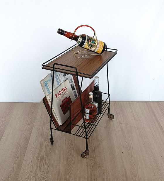 Image 1 of Zestiger jaren string trolley met lektuurbak en flessenrek 