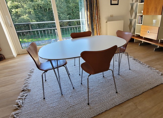 Image 1 of Superellipse Eettafel Van Fritz Hansen