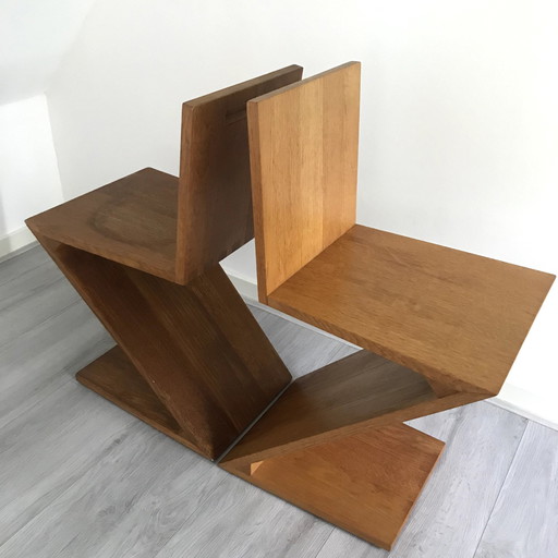 2x Handgemaakte Zigzag Stoelen