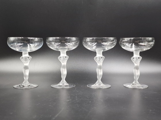 Image 1 of Cristalleries de Bayel, vrouwelijk naakt, 4 Champagne glazen, 4 Likeurglazen