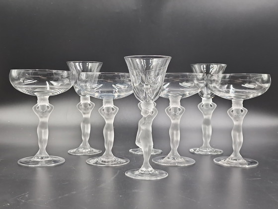 Image 1 of Cristalleries de Bayel, vrouwelijk naakt, 4 Champagne glazen, 4 Likeurglazen