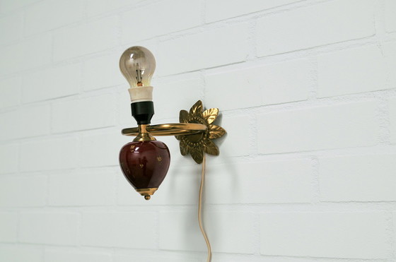 Image 1 of goud & rode wandlamp