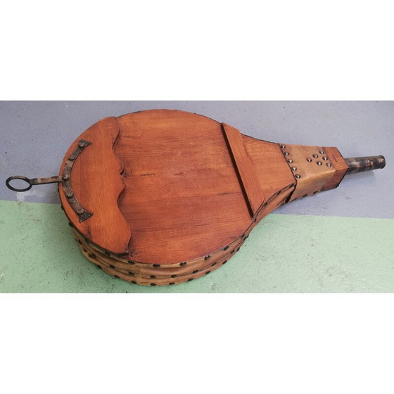 Image 1 of Vintage houten en lederen smeedbalgen