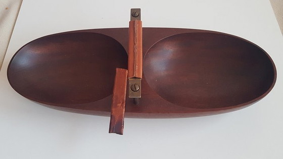 Image 1 of Houten Schelp Schaal Met Messing Handvat Door Carl Auböck Voor WerkstäTte Carl Auböck, 1950S