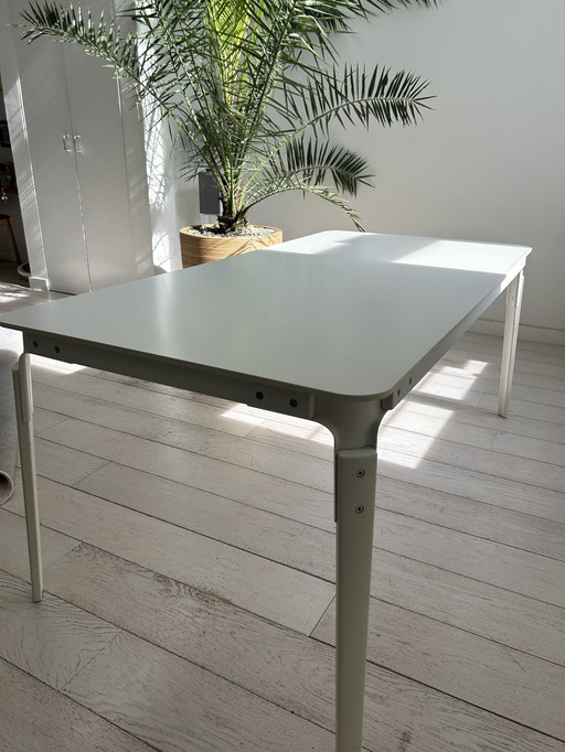 Magis Steelwood / Bouroullec Tafel Wit