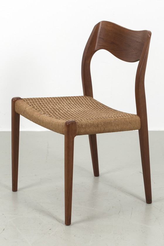 Image 1 of 6x 71 Niels O. Møller stoelen