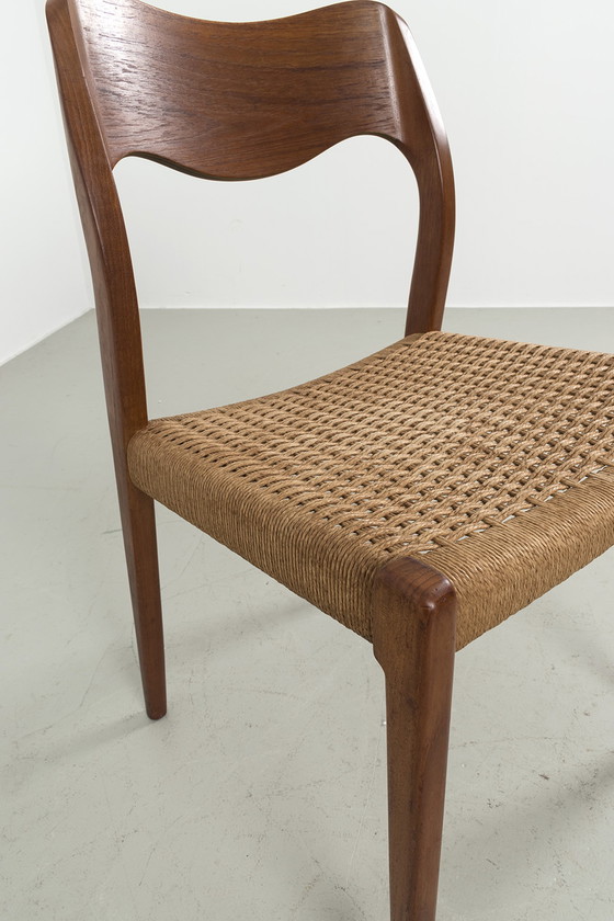 Image 1 of 6x 71 Niels O. Møller stoelen