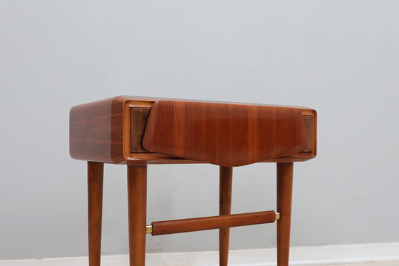 Image 1 of Mid Century Italiaans design teakhouten nachtkastjes, set van 2