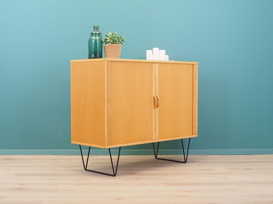 Image 1 of Essenhouten kabinet, Deens ontwerp, 1970S, Productie: Denemarken