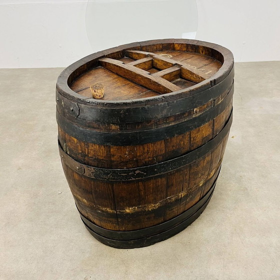 Image 1 of Cognac salontafel met hout en glas