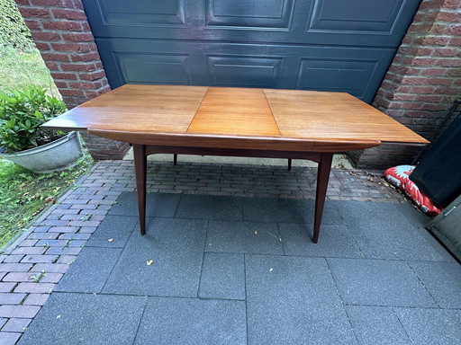 Wébe Milaan Uitschuifbare Eettafel 