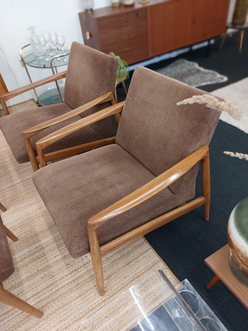 Twee Vintage Fauteuils Jaren 70 Incl. Bijpassende Voetenbankjes