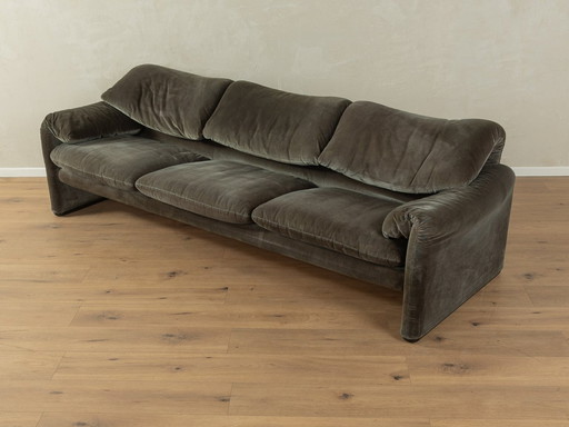  Sofa "675 Maralunga", Vico Magistretti, Cassina