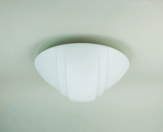 Image 1 of putzler FLUSH MOUNT plafondlamp wit glas satijn 1970-1980