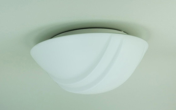 Image 1 of putzler FLUSH MOUNT plafondlamp wit glas satijn 1970-1980