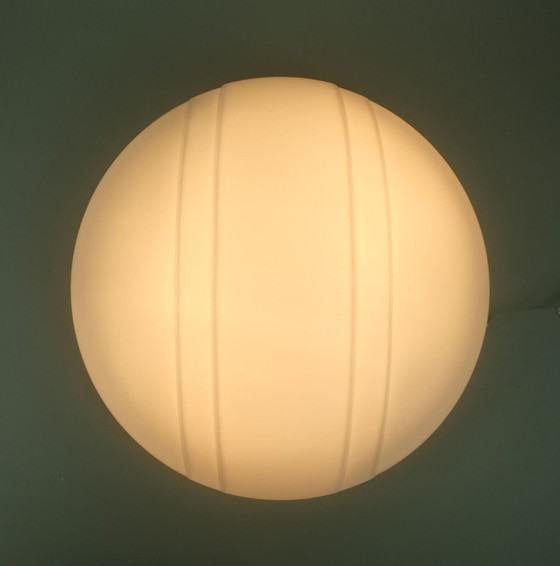 Image 1 of putzler FLUSH MOUNT plafondlamp wit glas satijn 1970-1980