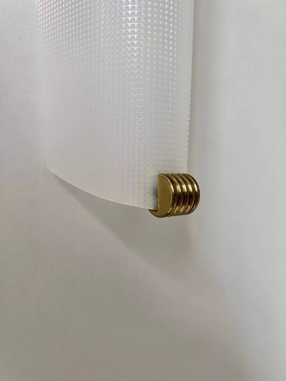 Image 1 of 2X Vintage messing en plexiglas wandlamp, Frankrijk 1960