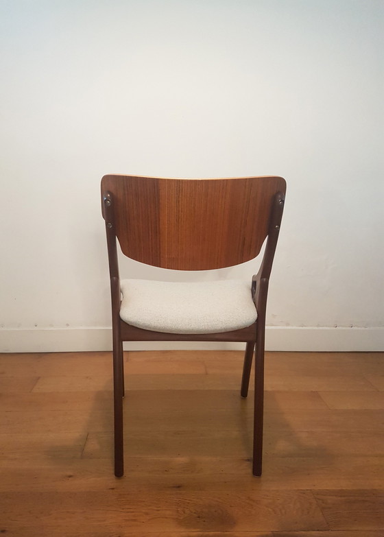 Image 1 of 6x eetkamerstoelen van Arne Hovmand Olsen