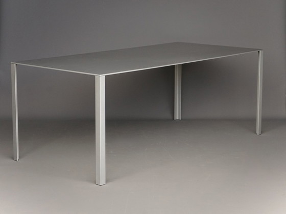 Image 1 of Minimalistische tafel 'Less' van Jean Nouvel voor Molteni. 1990S