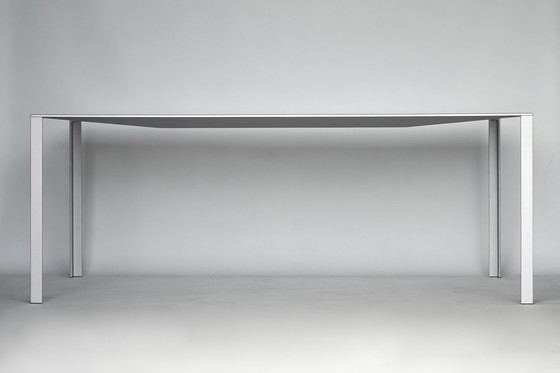 Image 1 of Minimalistische tafel 'Less' van Jean Nouvel voor Molteni. 1990S