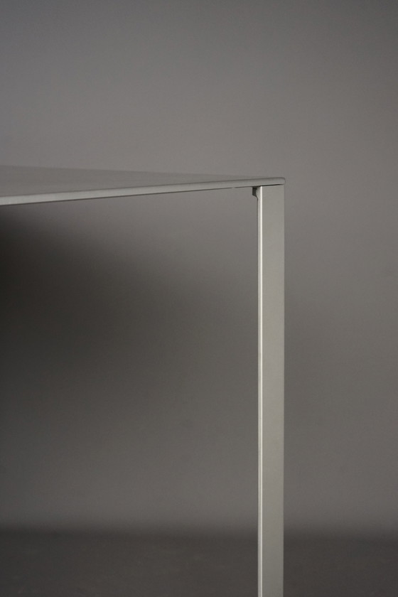 Image 1 of Minimalistische tafel 'Less' van Jean Nouvel voor Molteni. 1990S