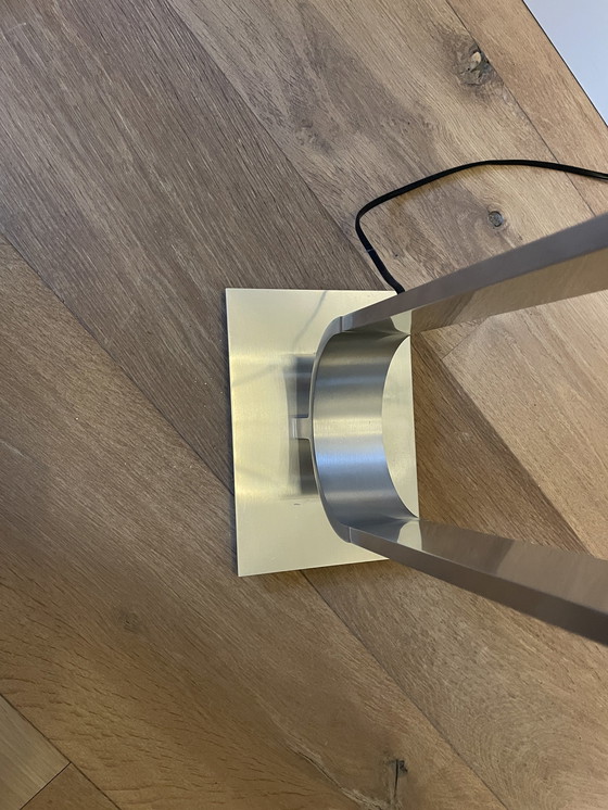 Image 1 of Design Aluminium Vloerlamp Met Witte Kap