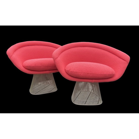 Image 1 of Paar vintage zalmkleurige fauteuils van Warren Platner voor Knoll International