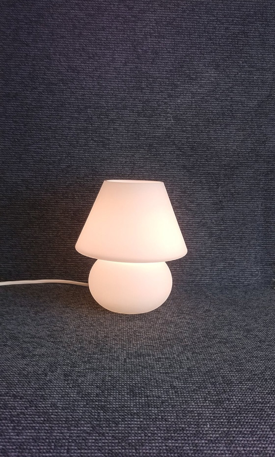 Image 1 of Mushroom Lamp - Vintage - Gematteerd Opaline Glas