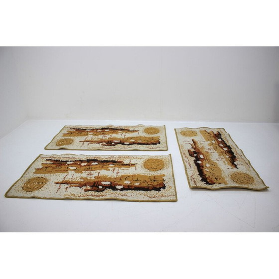 Image 1 of Set van 3 vintage tapijten van synthetische stof, Tsjecho-Slowakije 1980