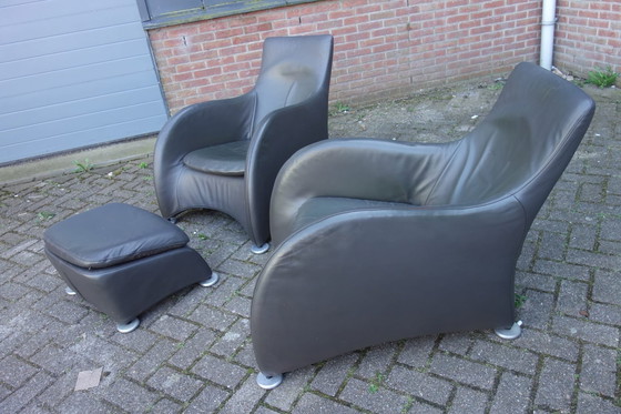 Image 1 of 2x Gerard van den Berg model Loge fauteuil met hocker