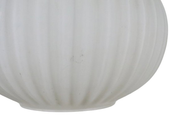 Image 1 of Melkglazen lamp 'Luchtbel'