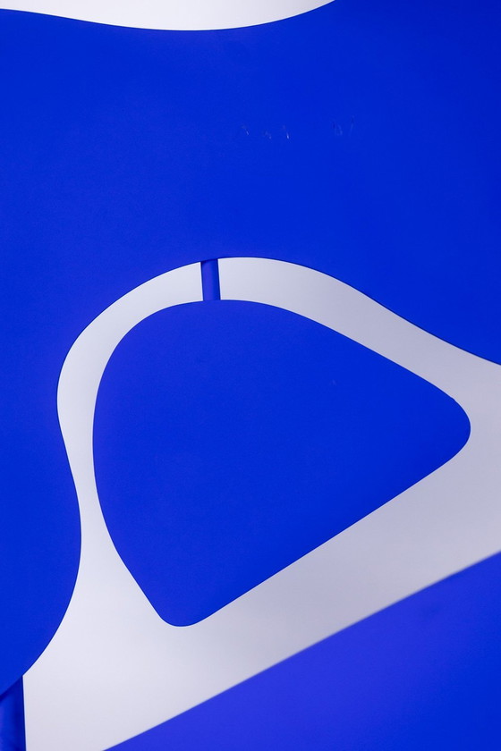 Image 1 of Antonine De Saint Pierre. Sculptuur getiteld "Nageuse". Hedendaags.