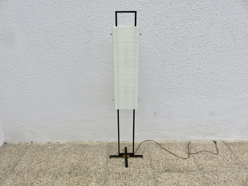 Maison Arlus vloerlamp, Frankrijk, 1960, Perspex, Verchroomd messing, Zwart gelakt metaal